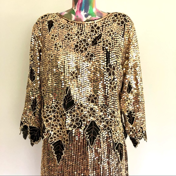 📀VINTAGE Gold Sequin Floral Skirt Top Set - Picture 2 of 8